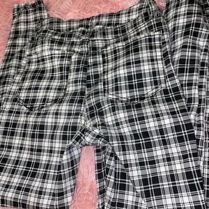 Black and wire women’s checkered jeans